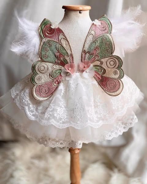 Flora & Fae Couture - Image 3