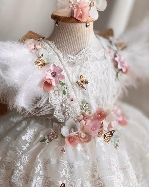 Flora & Fae Couture - Image 4