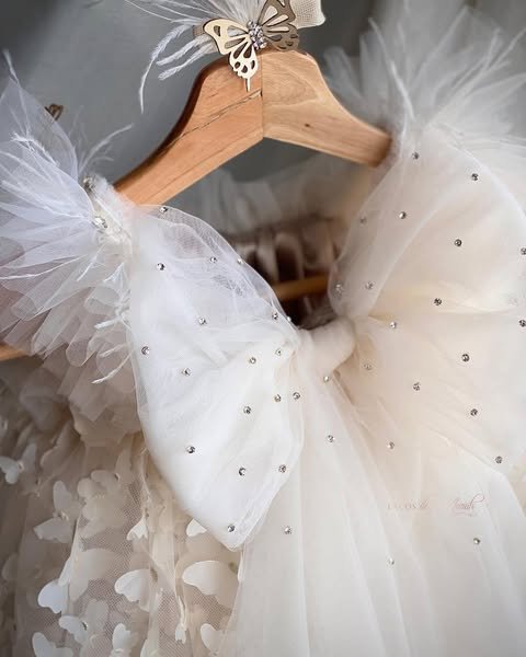 Pearl White Butterfly Bliss - Image 4