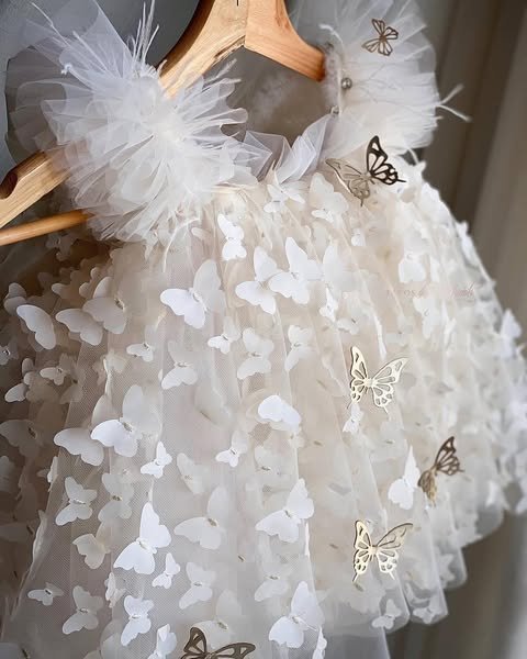 Pearl White Butterfly Bliss - Image 5